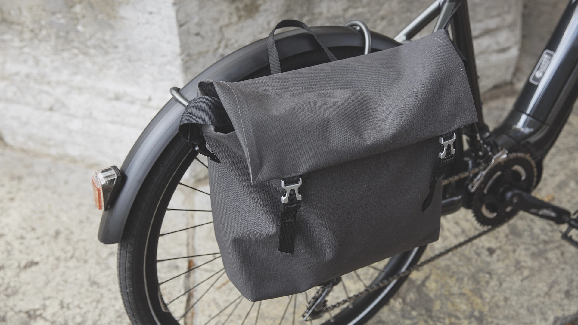 Satteltasche am Fahrrad als leasingfähiges Zubehör Satteltasche am Fahrrad als leasingfähiges Zubehör